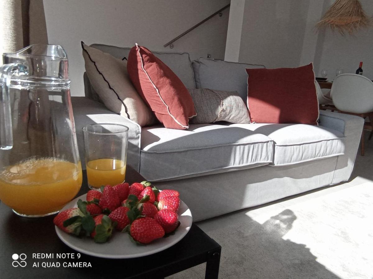 La Cala Beach Home - Beachfront Few Steps Away From Sandy Beach 라칼라데미야스 외부 사진