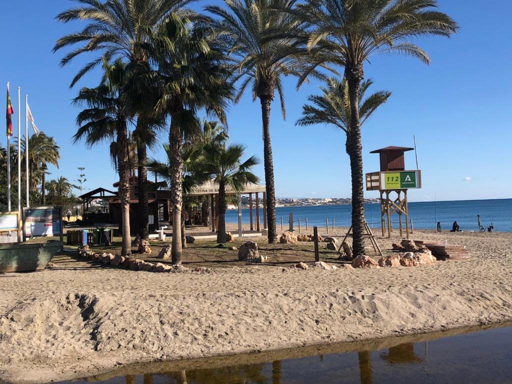 La Cala Beach Home - Beachfront Few Steps Away From Sandy Beach 라칼라데미야스 외부 사진