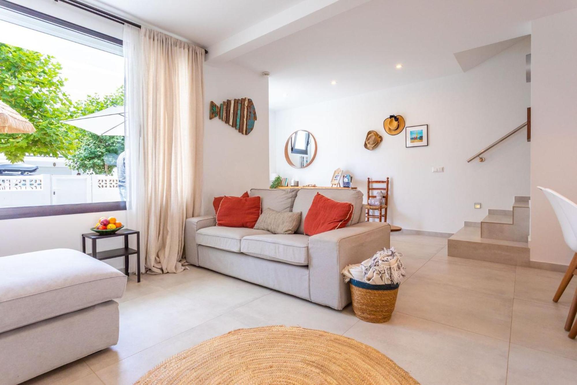 La Cala Beach Home - Beachfront Few Steps Away From Sandy Beach 라칼라데미야스 외부 사진