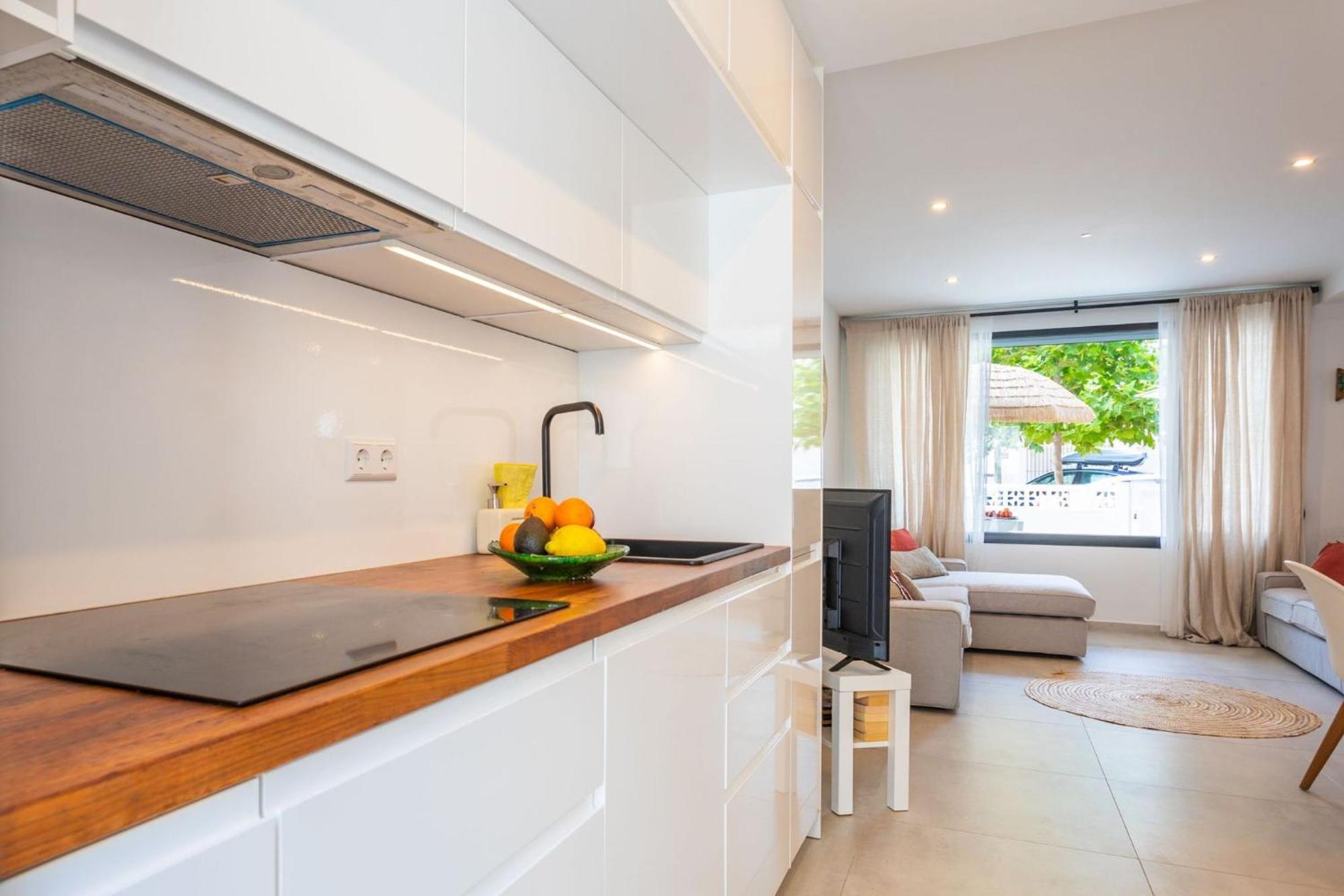 La Cala Beach Home - Beachfront Few Steps Away From Sandy Beach 라칼라데미야스 외부 사진